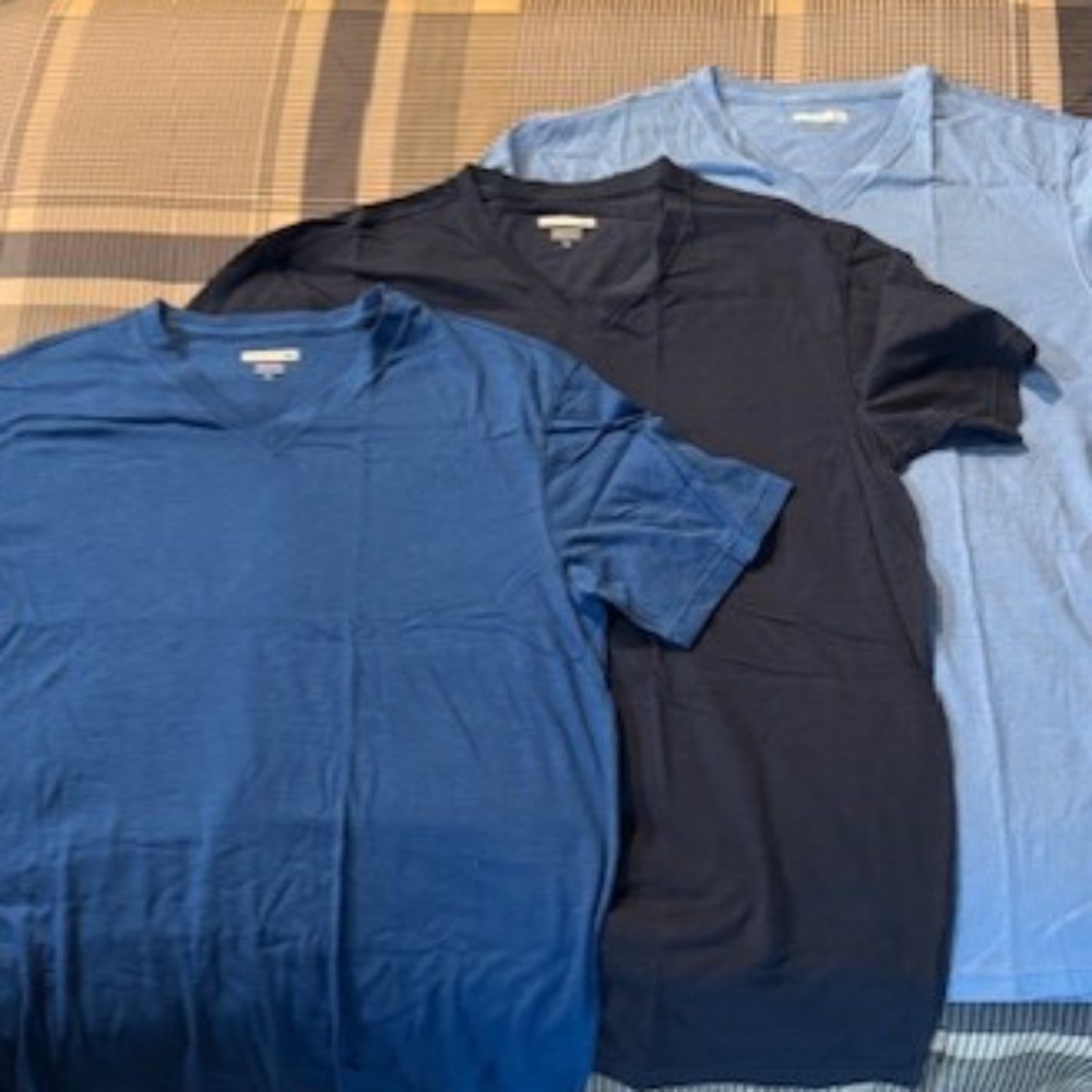 LACOSTE T-shirt 3 pack NWOT Blue undershirts Large - Picture 14 of 15